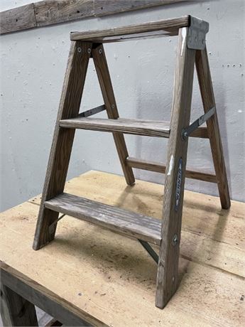 3ft Wood Step Ladder