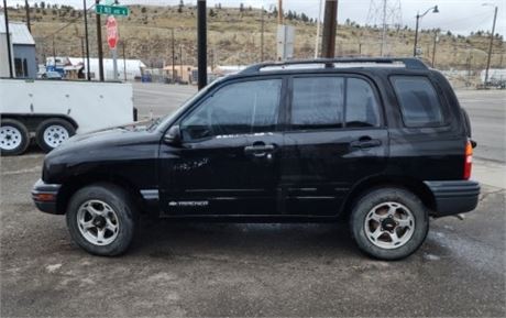 1999 Chevy Tracker AWD Automatic (182,393 Miles)