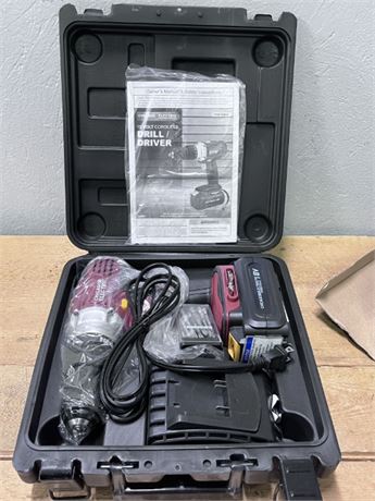 New In Box 18 Volt Cordless Drill/Driver