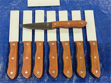 New 8pc Omaha Steak Knives Set