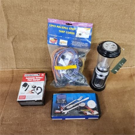 New Battery Charger/Lamp/Bungee Pak/Wrench Kit