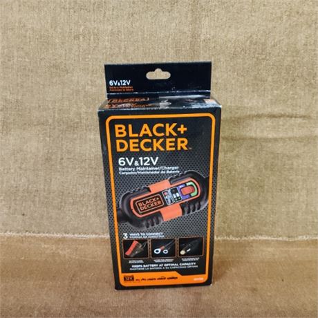New Black & Decker Battery Chargert/Maintainer