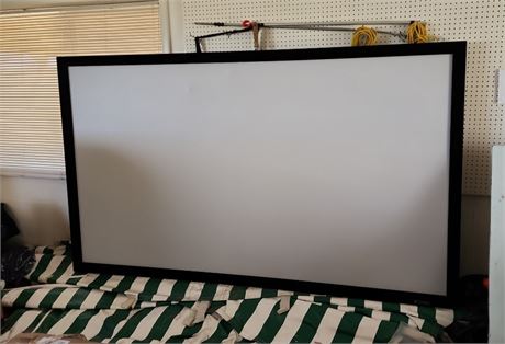 Nice Projection Screen - 8'x4'