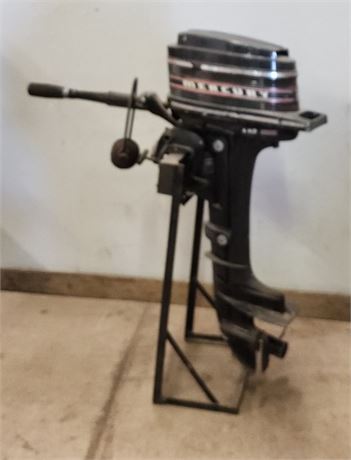 Mercury 4 HP Outboard Boat Motor w/ Stand - Runs!