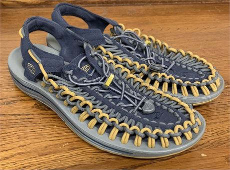 Keen Paracord Bungee Men’s 9.5 Sandals