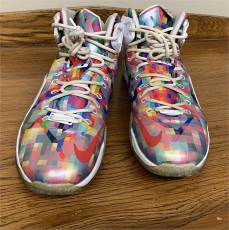 Nike Lebron Finish Your Breakfast Prism Sneakers