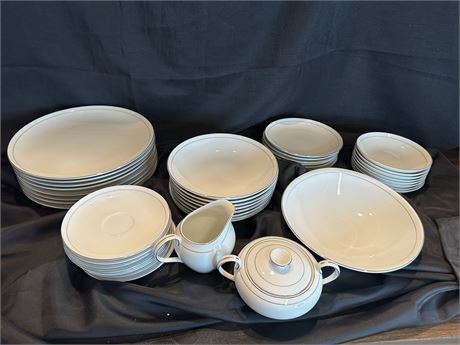 Dish Set