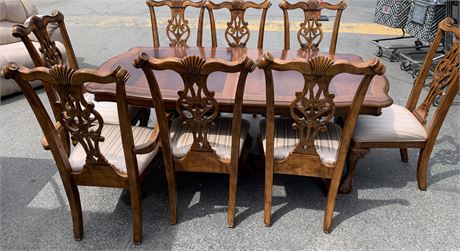 Vintage 8 person Dining Table.