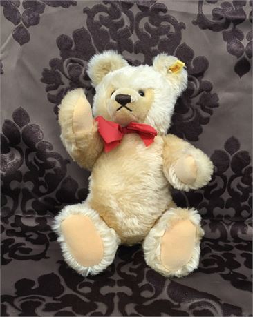 Steiff Bear.   K. 307