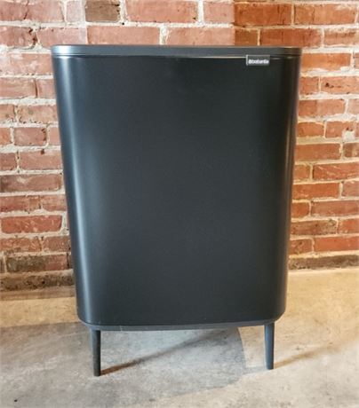 Brabantia Dual Side touch top Trash Can - 21x12x32 (F)