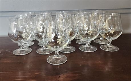 16 Riedel Beer Glasses (F)