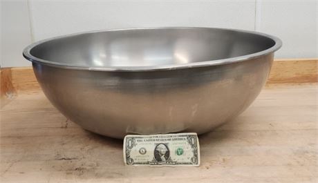 Large 24" Stainless Mixing Bowl (F)
