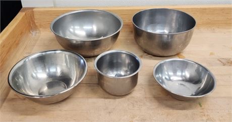 Asstd. Small Stainless Mixing Bowls (F)