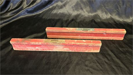 Vintage Wood Leveller
