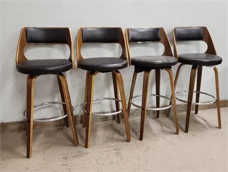 4 Swivel Bar Stools - 29" Seat Height, 17" Seat Diameter (T)