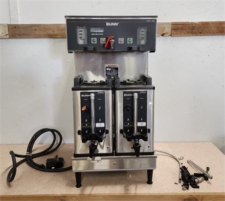 BUNN Dual Automatic Shuttle Coffee Brewer with Servers...18x20x36