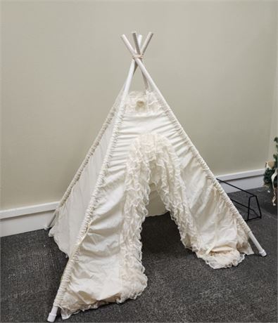 Frilly Kids Tepee...41x41x56 (F)