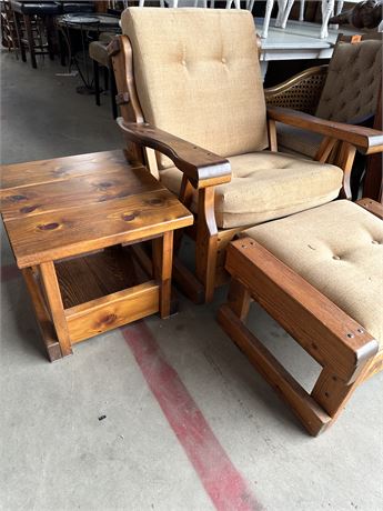 Very Exceptional Rocking Chair w/ Ottoman and Matching End Table