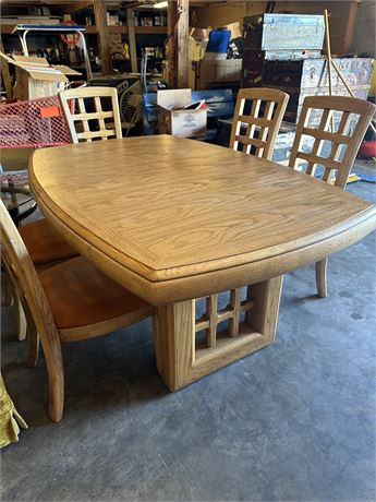 Farmhouse Kitchen Table and 5 Chairs