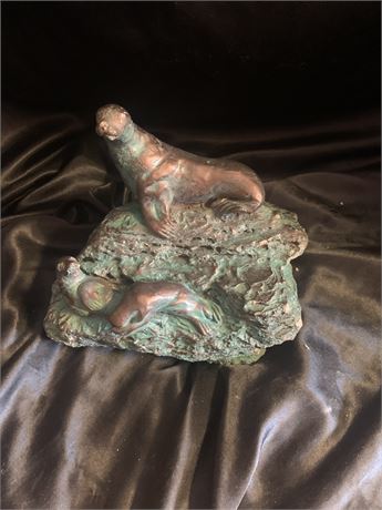 Seal figurine