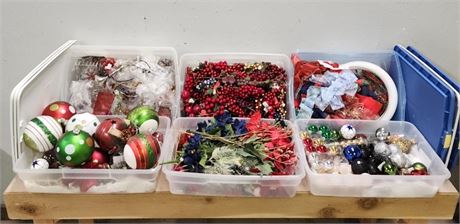 6 Totes Full of Assorted Christmas Crafting/Decor Items - 30qt Totes!