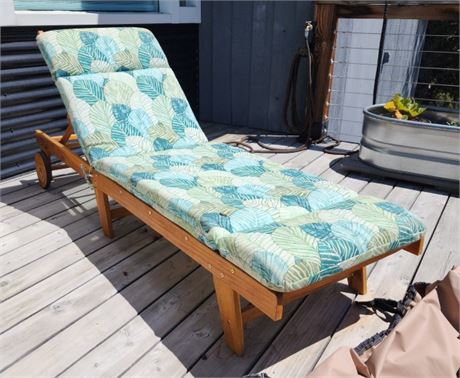 Wood Chaise Lounge w/ Cushions and Cover - 76x23