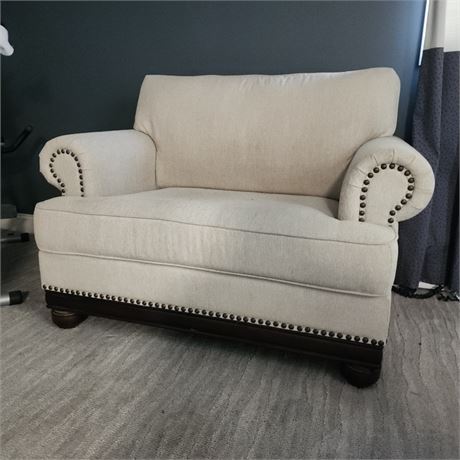 Love Seat Sofa Couch w/ Accent Pillows