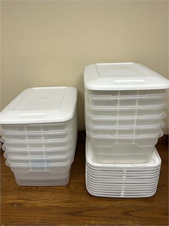 Set of Sterilite Storage Containers
