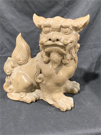 Ceramic Chinese Lion/Foo Dog Statue