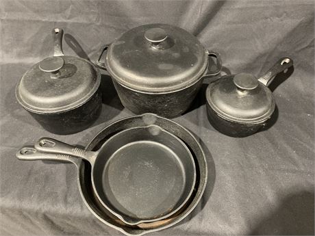 5pc Set of Cast Iron Cookware