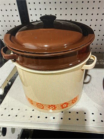 Vintage Two Tone Enamelware Pasta Pot