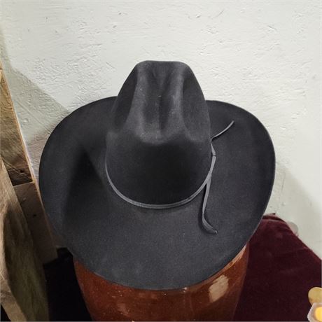 Nice MHT Westerns 3X - 7⅟₈ Cowboy Hat