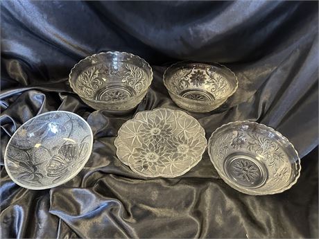 Set 5 Crystal Dishes