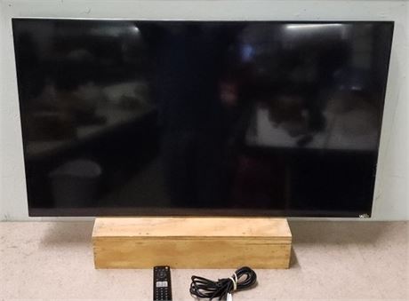 Vizio 50" TV w/ Remote