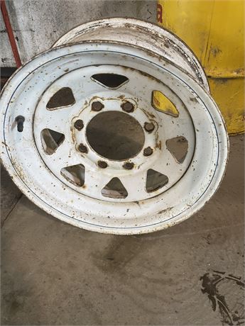 17” x 8” 8 Hole Rim