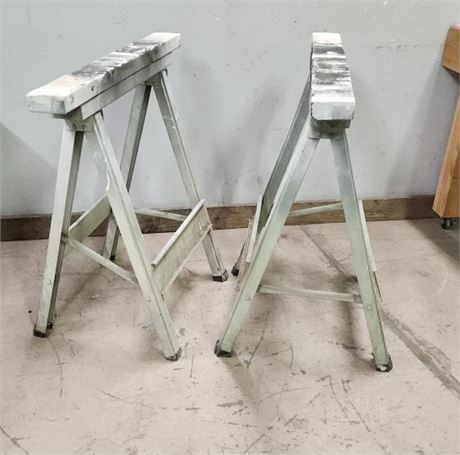 Metal Sawhorse Pair - 30x32