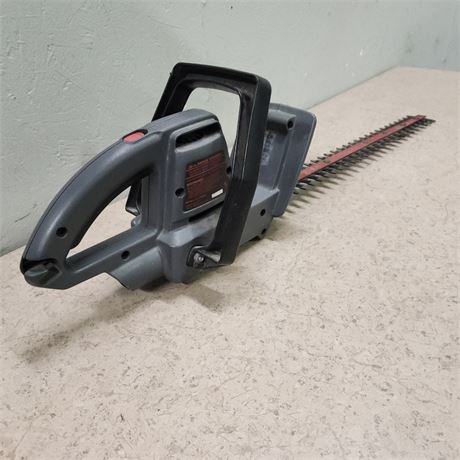 20" Craftsman Plug-In Hedge Trimmers - Works