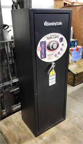 Sentry 14 Gun Safe w/ Combo & Keys - 21x18x59