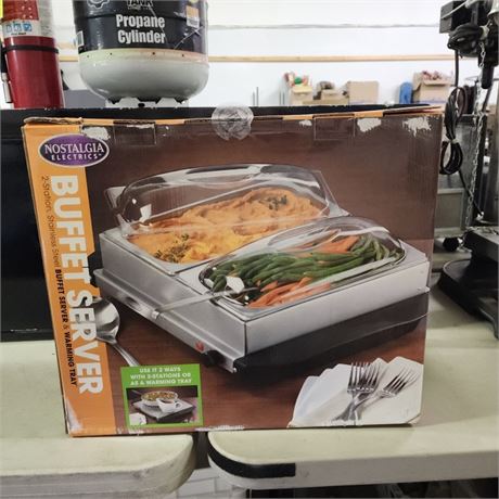 NIB 2 Stainless Buffet Servers