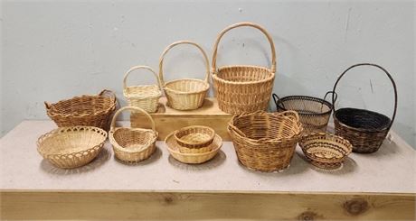 Assorted Woven Crafting/Yarn Baskets...12pc