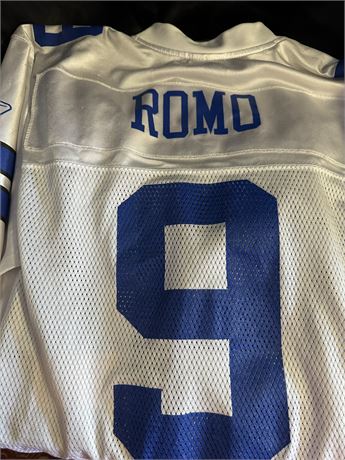 Tony Romo #9 Jersey Size M