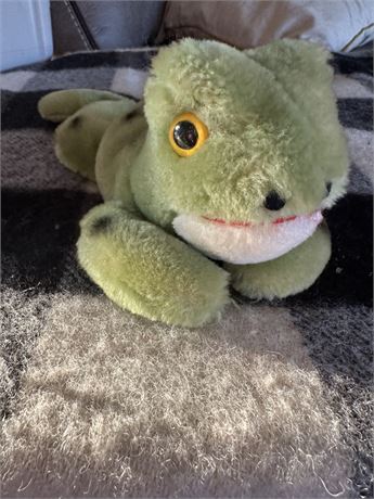 Vintage 1976 Frog Stuffed Animal-Super Cute