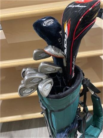 Everything you need to golf: Callaway Golf Clubs and Sun Mountain Bag