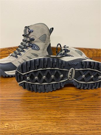 Women's Cabela's Dry Plus Insulated Hiking Boots Size 7D