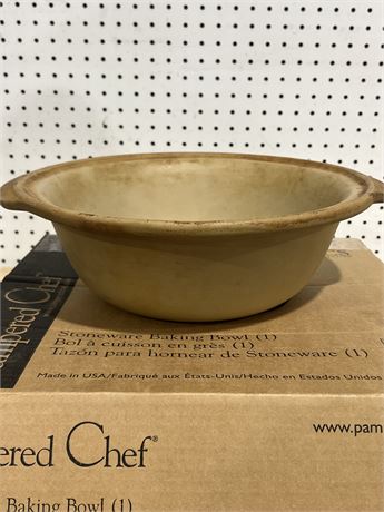 Pampered Chef Stoneware Baking Bowl