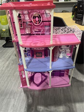 Pink Barbie 3 Story Dreamhouse