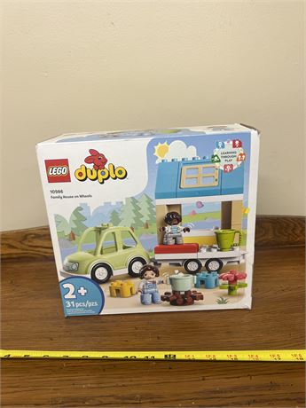 LEGO Duplo Family House on Wheels