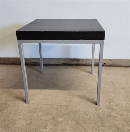 Small End Table - 19x19x19