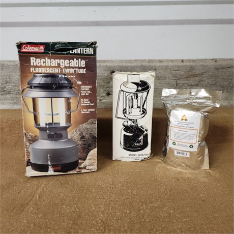 Battery - Op & Kerosene Coleman Lantern Par