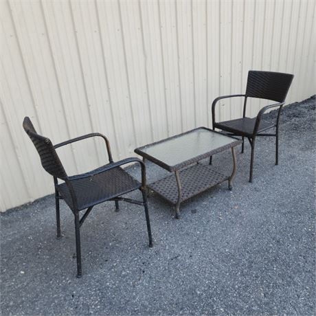 Patio Chairs & Table 30x18x19